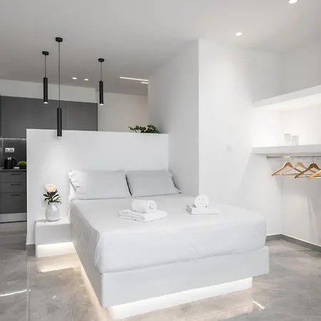 Antigoni Residence, The Luxury 아파트