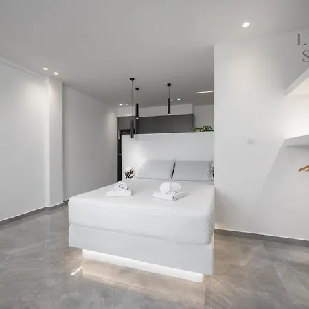 아파트 Antigoni Residence, The Luxury *