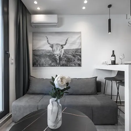 아파트 Antigoni Residence, The Luxury *